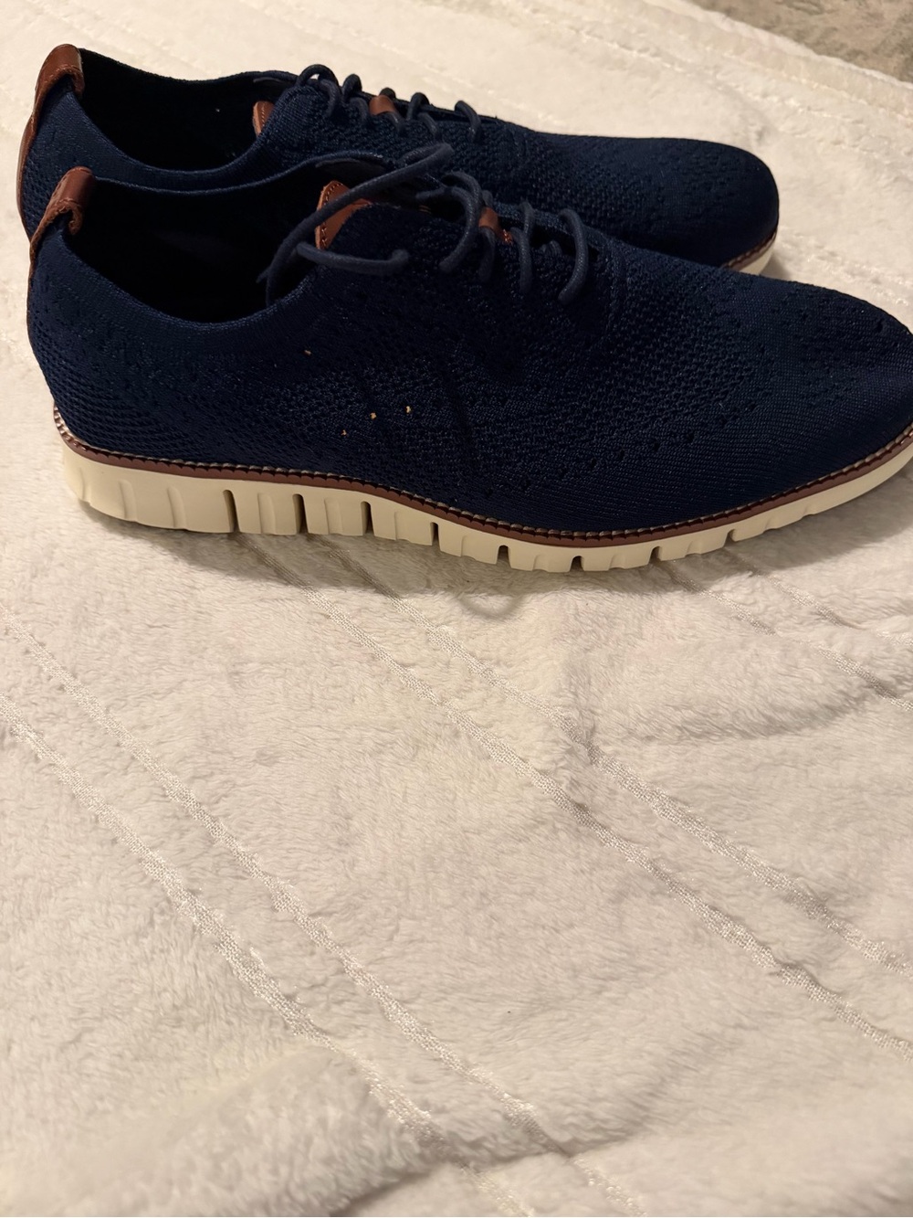 Cole Haan Men's Navy Knit Wingtip Oxford with Brown Accents - Picture 8 of 8